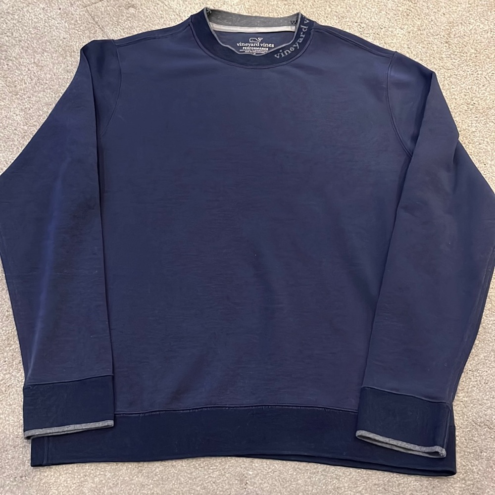 Vineyard Vines mens small performance sweater